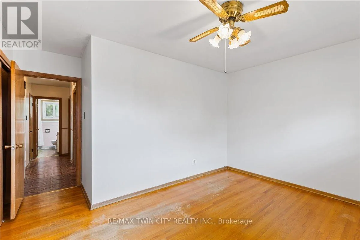 943 WINTERHALT AVENUE