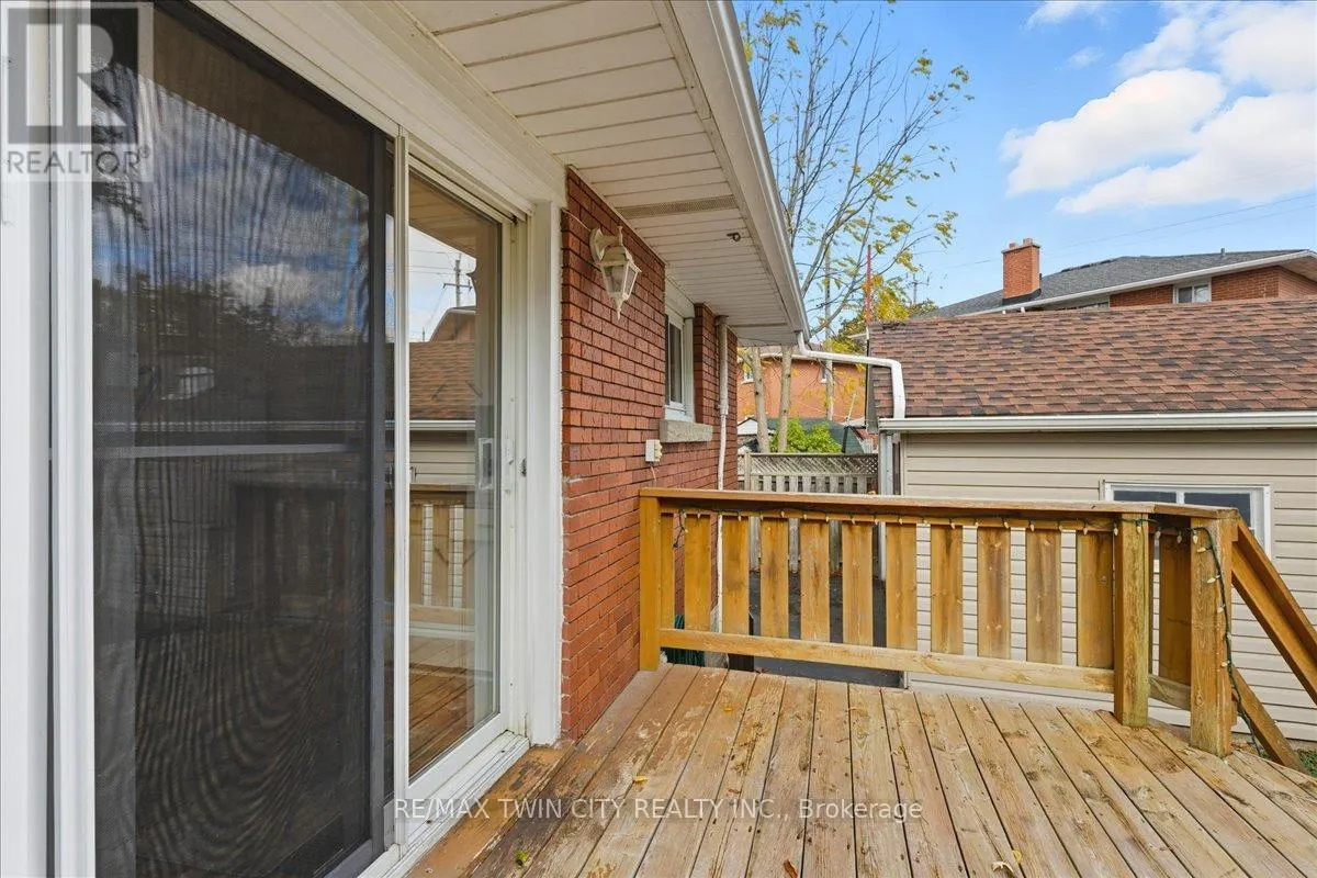 943 WINTERHALT AVENUE