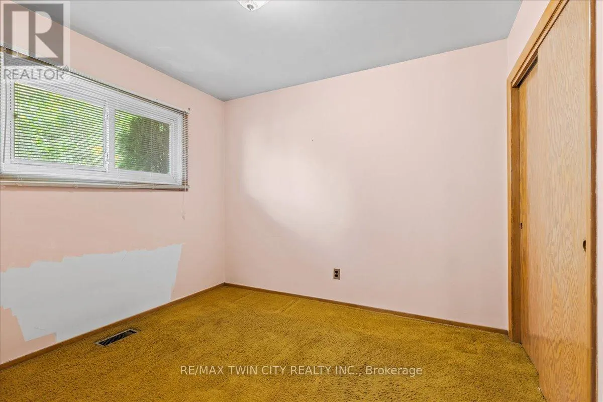 943 WINTERHALT AVENUE