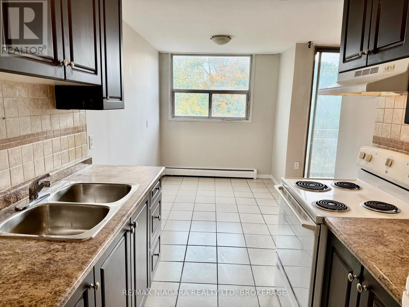 309 - 7 RIVERVIEW BOULEVARD, #309