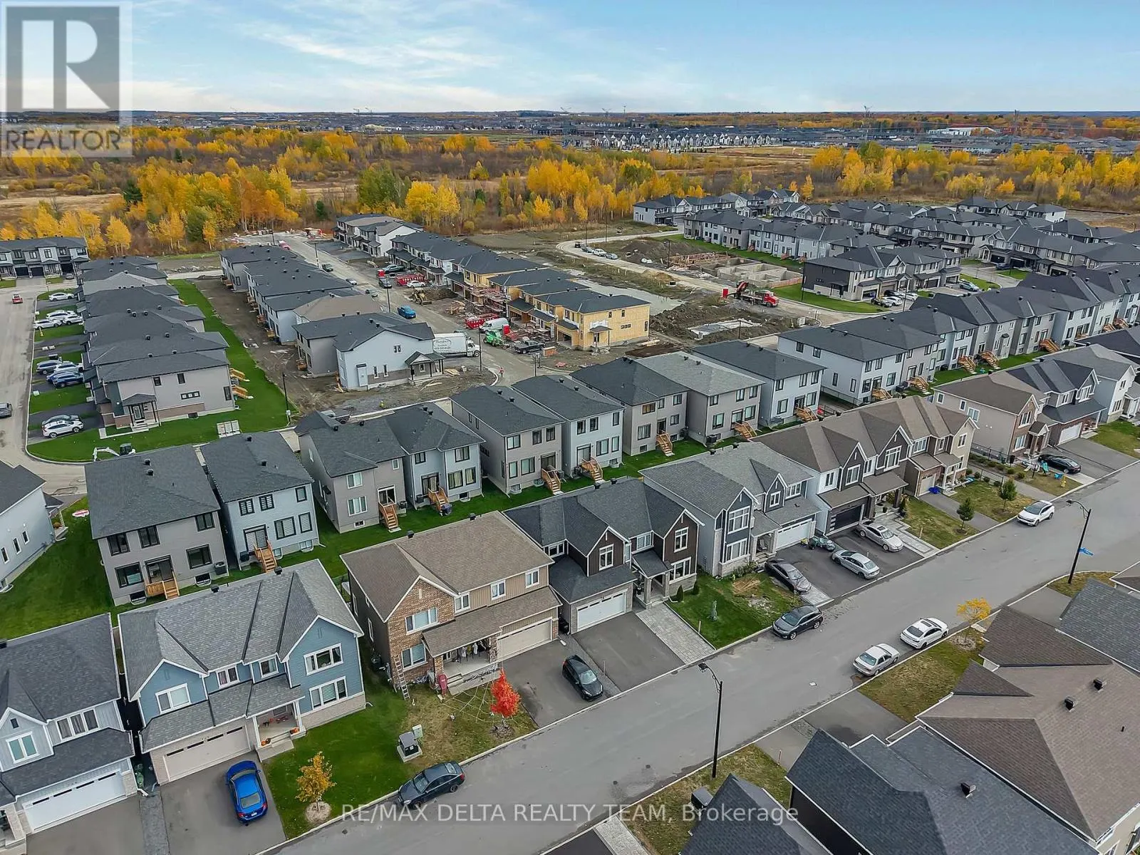 748 VENNECY TERRACE