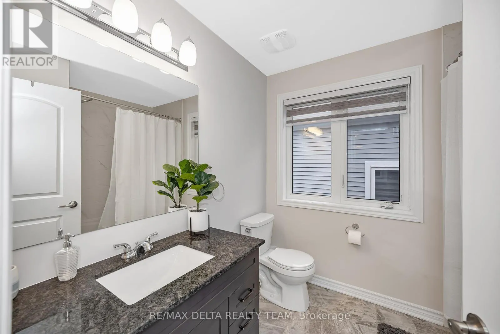748 VENNECY TERRACE