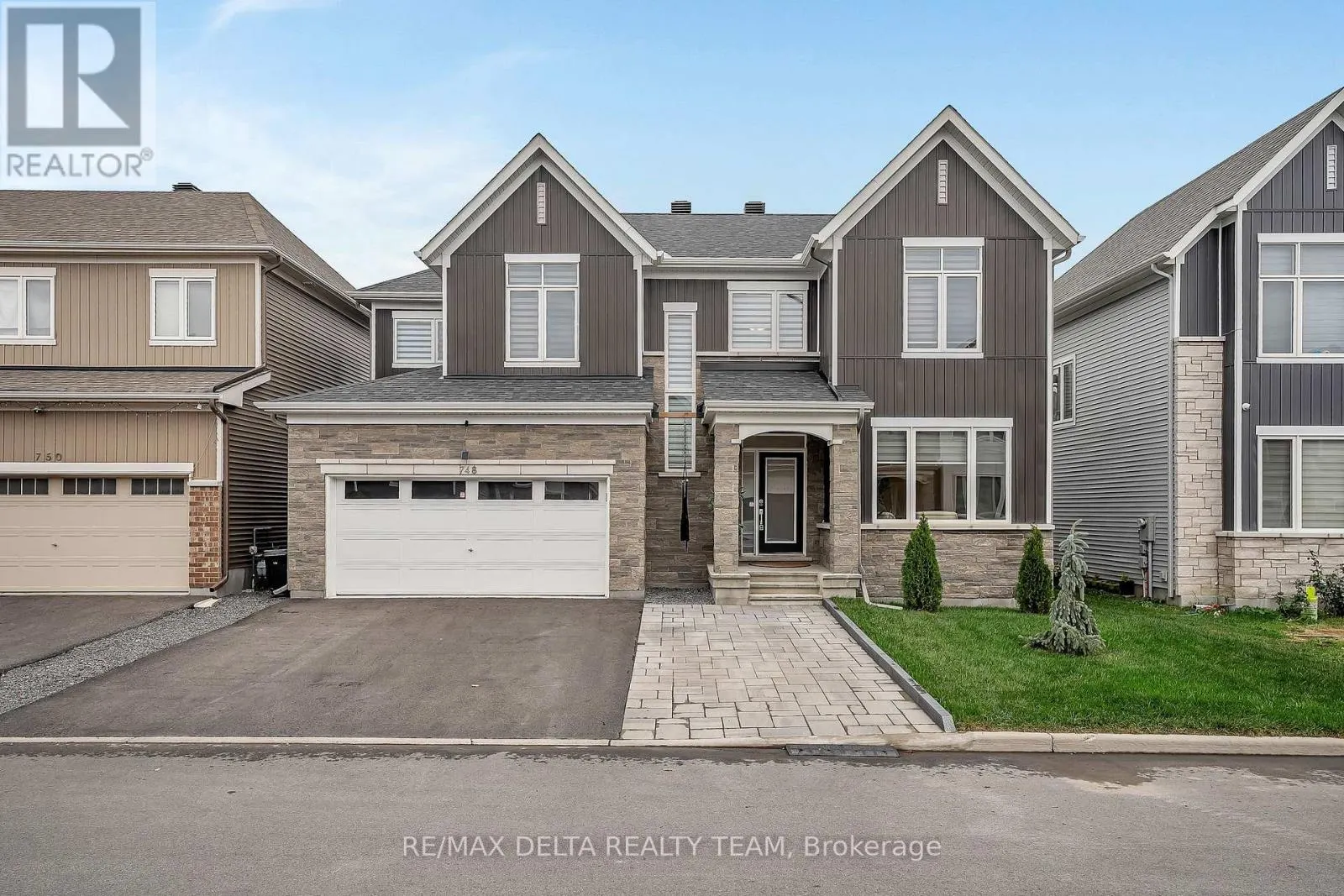 748 VENNECY TERRACE