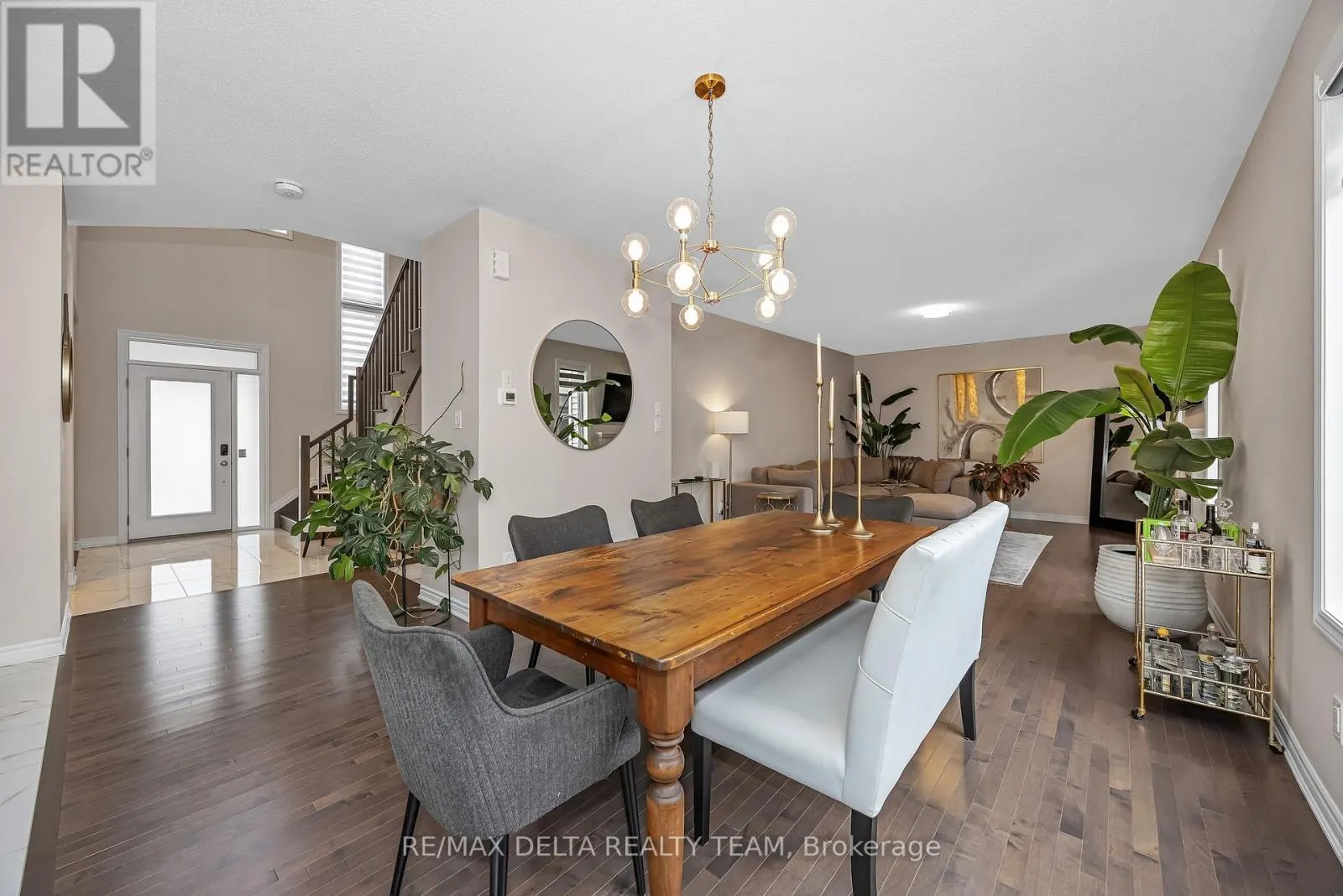 748 VENNECY TERRACE