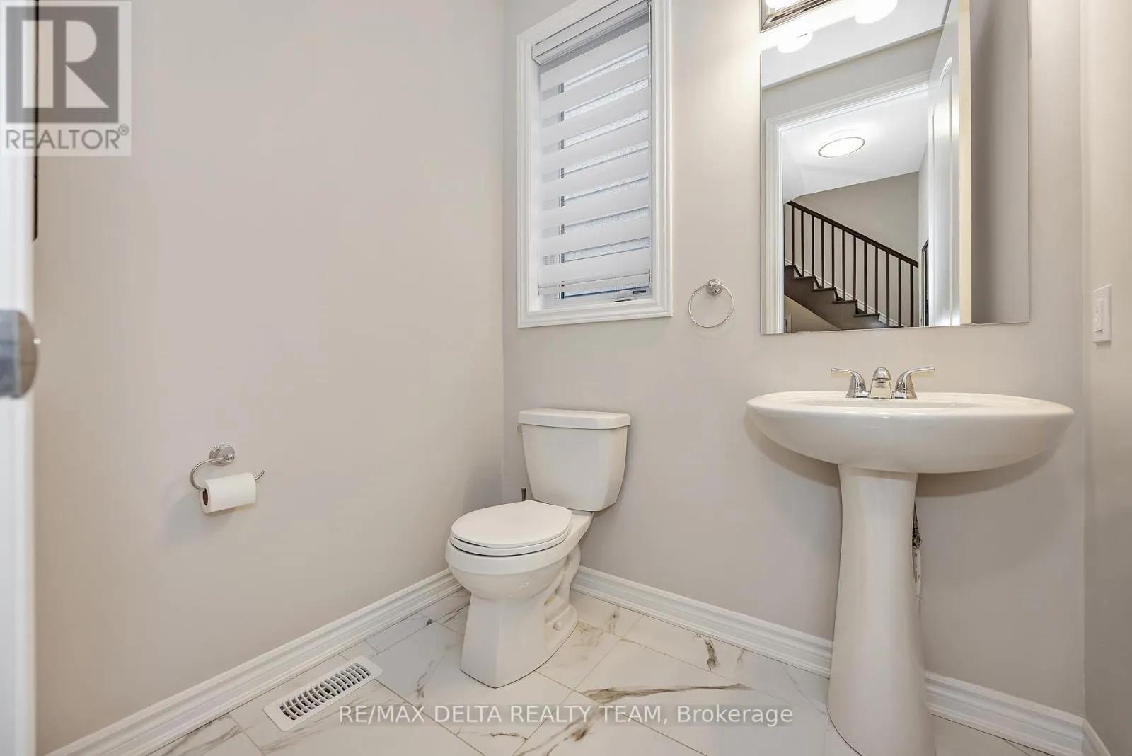 748 VENNECY TERRACE