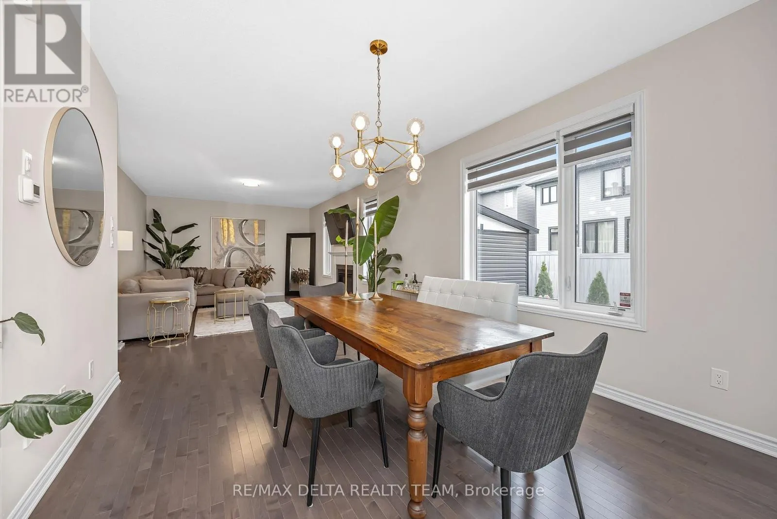 748 VENNECY TERRACE