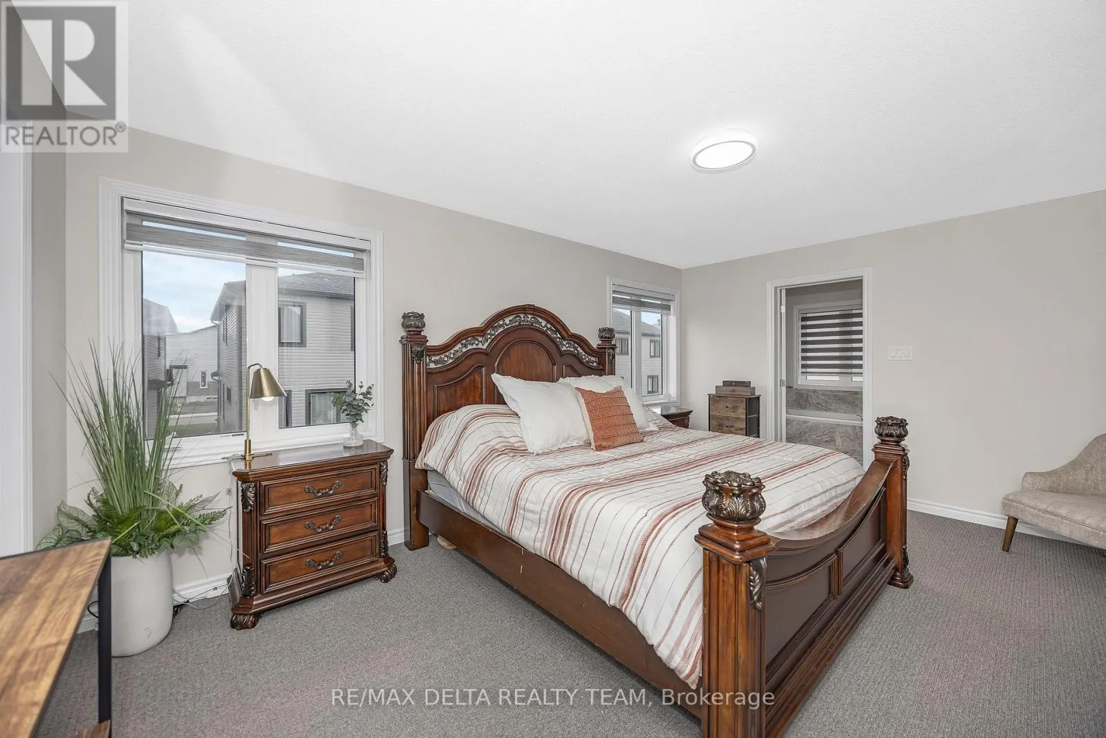 748 VENNECY TERRACE