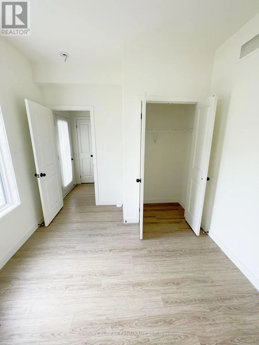 44 - 1781 HENRICA AVENUE, #44