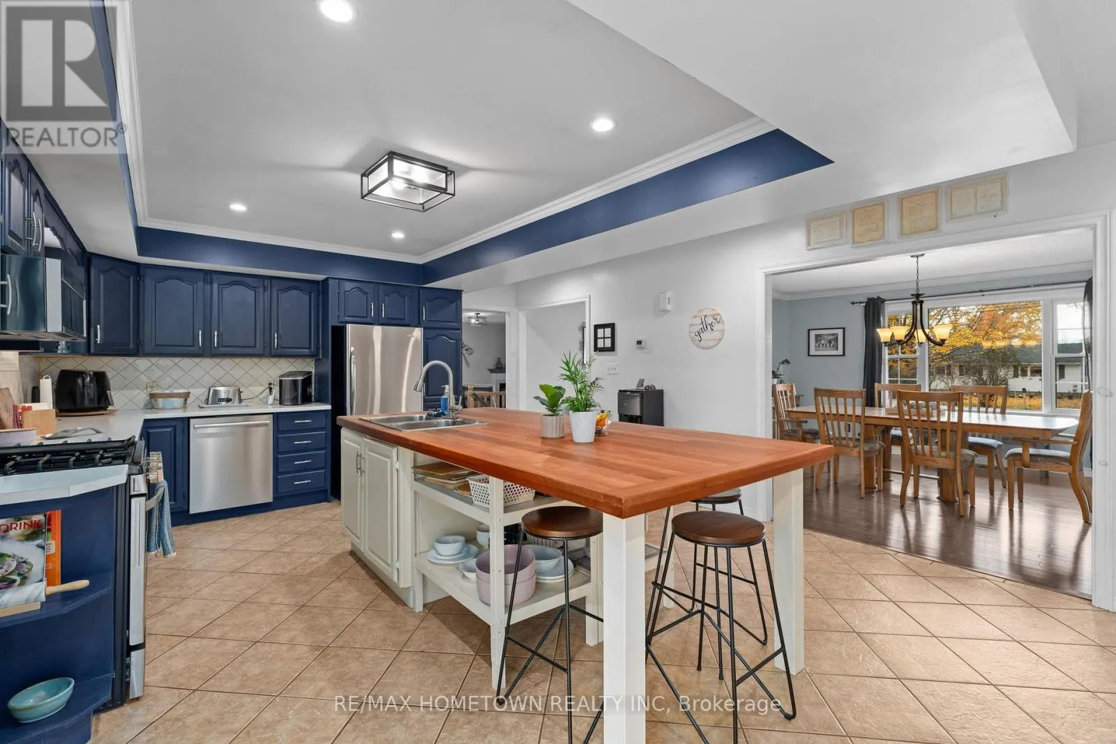 4432 MURRAY ROAD