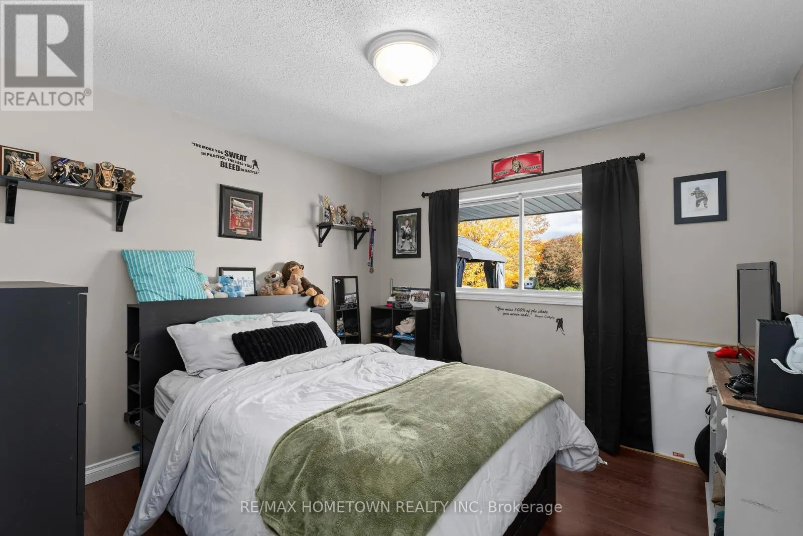 4432 MURRAY ROAD