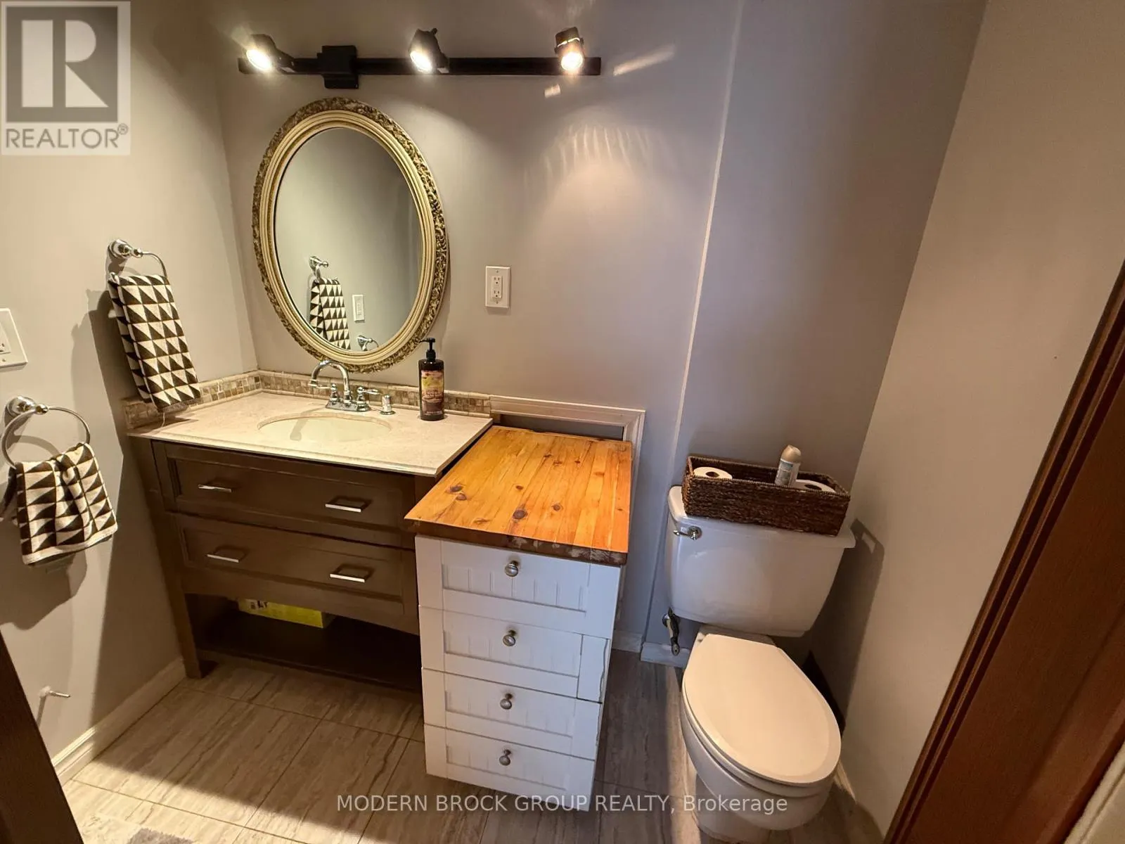 1350 LINDEN CRESCENT