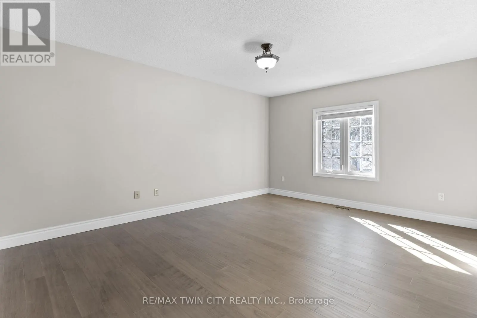 86 SANTA MARIA DRIVE