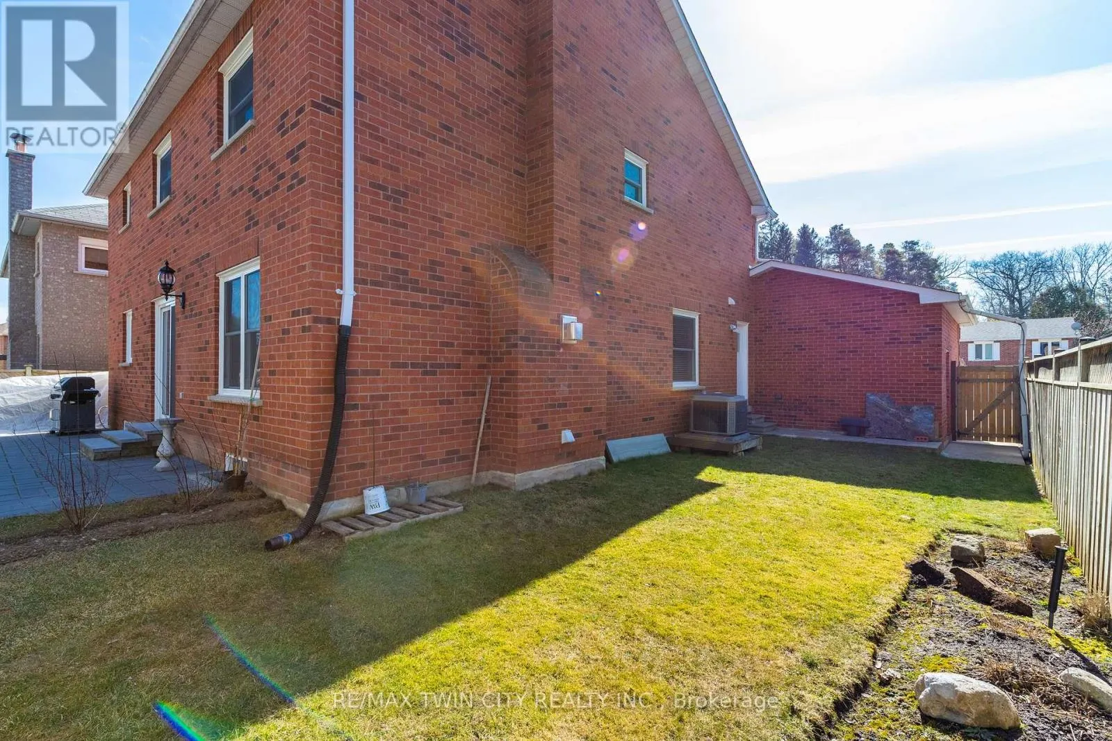 86 SANTA MARIA DRIVE