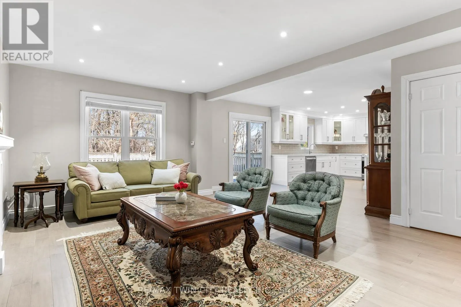 86 SANTA MARIA DRIVE