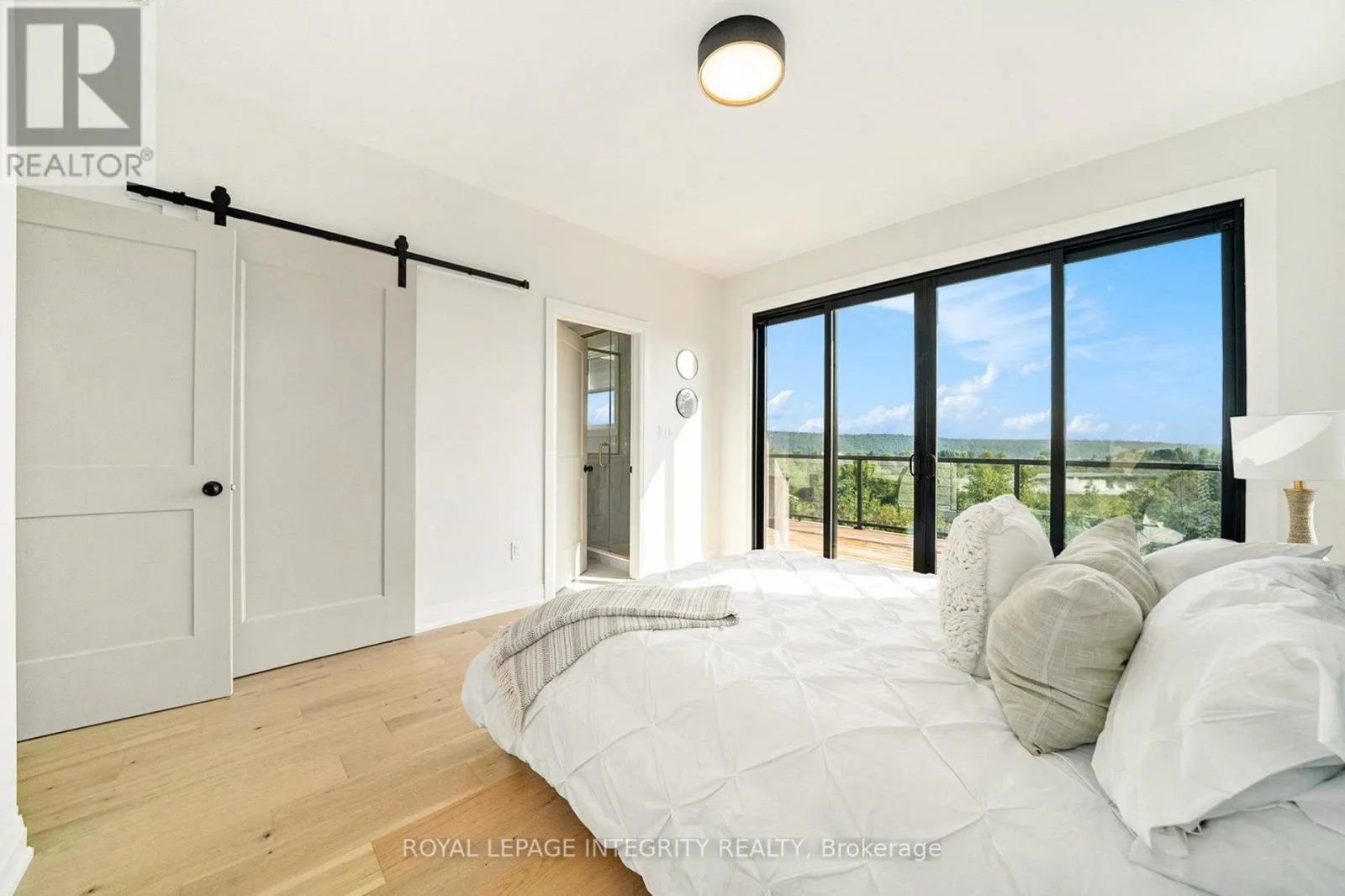 2 - 29 WHITTLERS COVE LANE