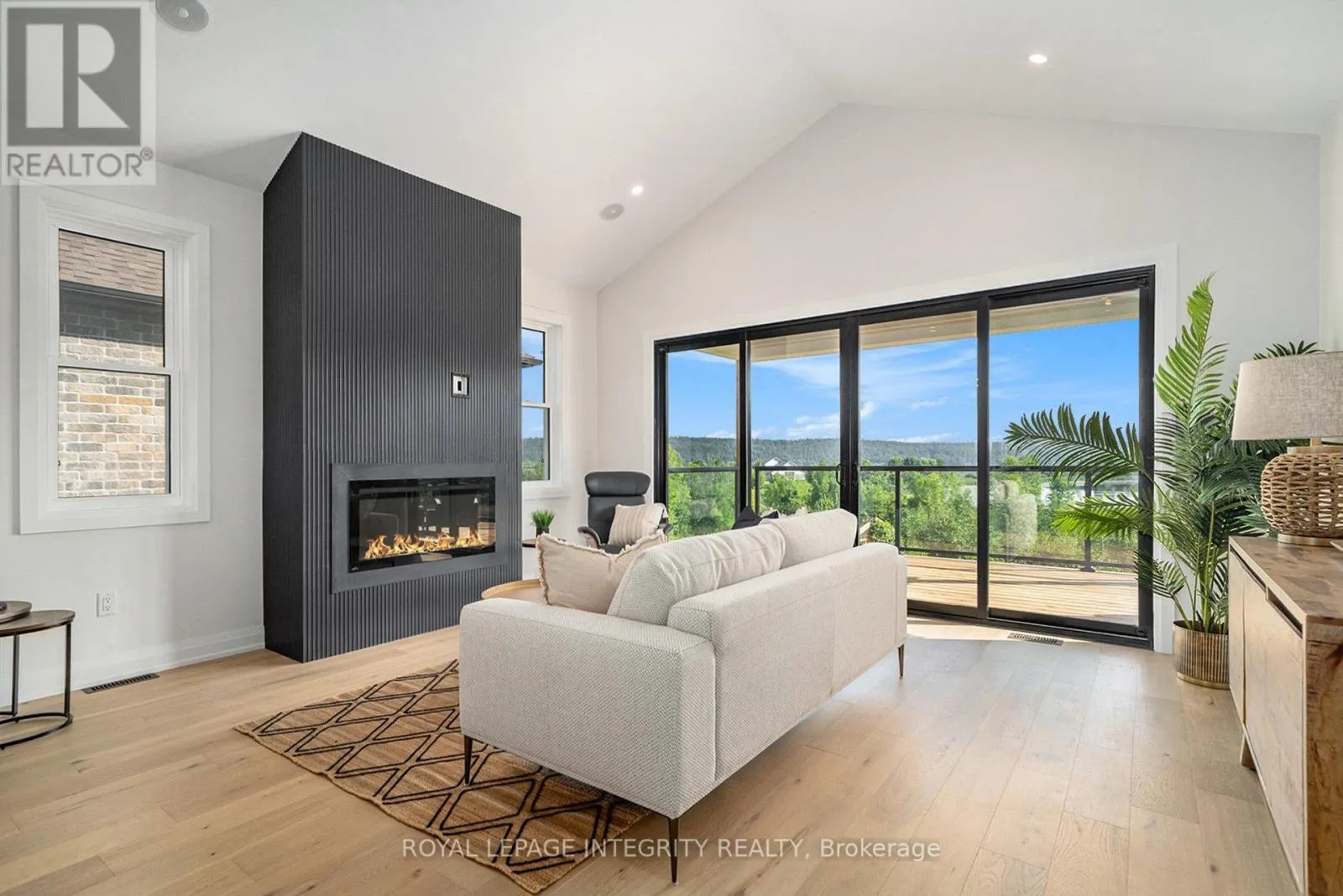 2 - 29 WHITTLERS COVE LANE