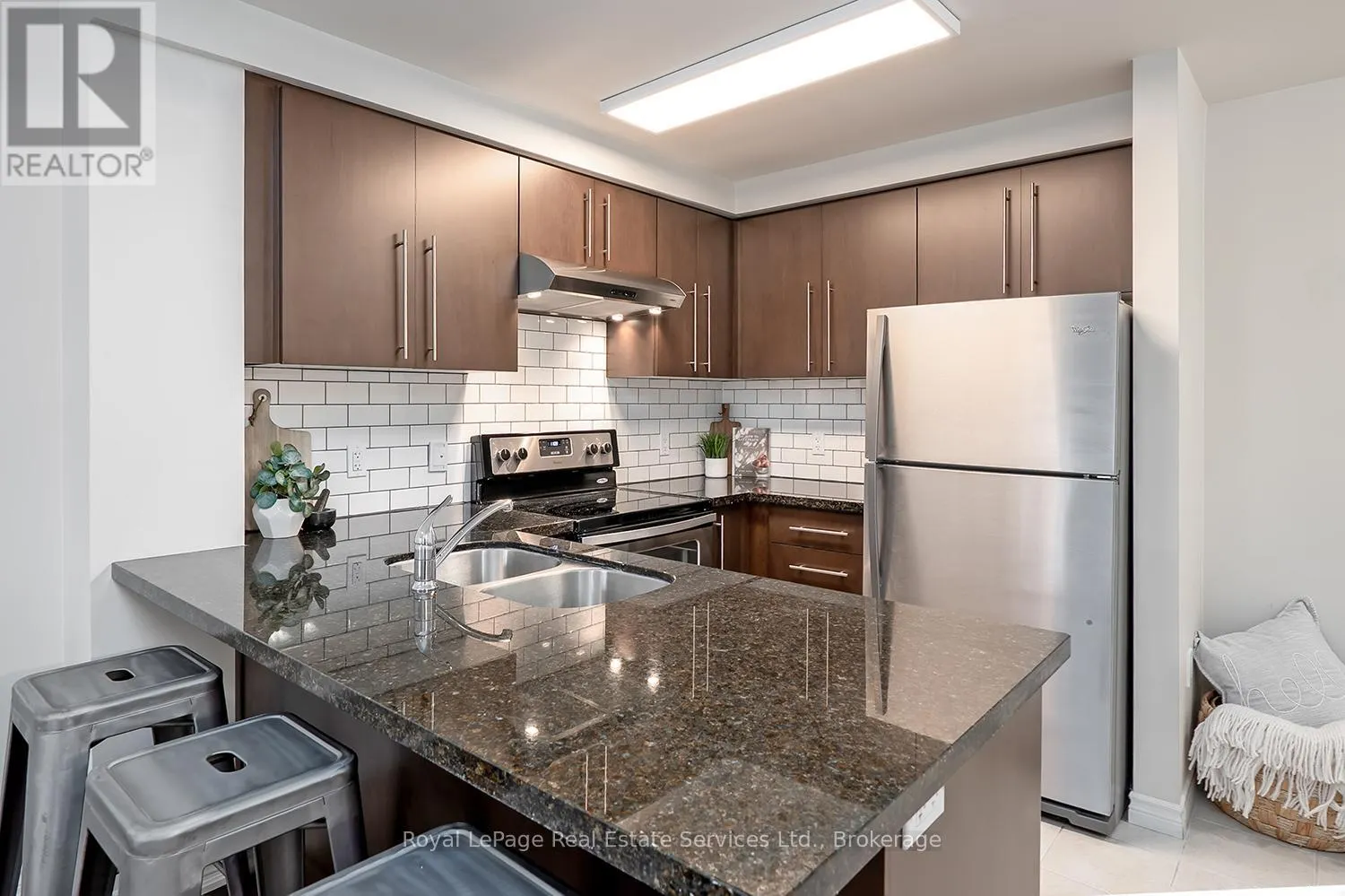 337 - 1077 GORDON STREET, #337