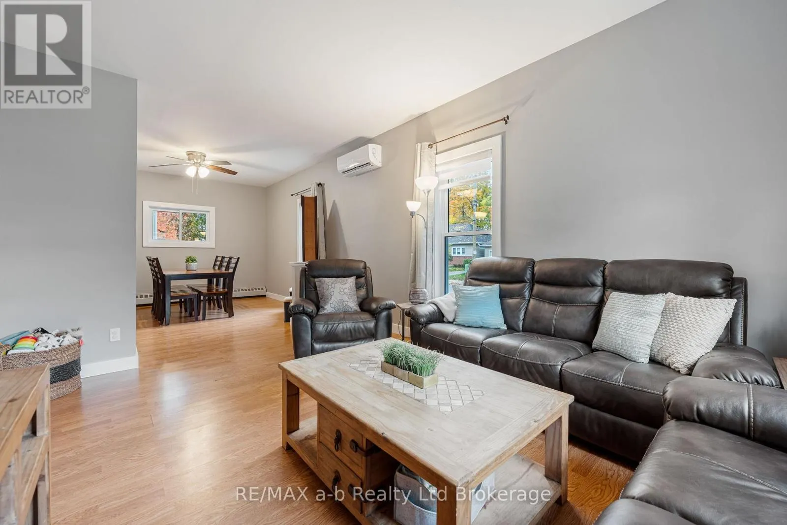 31 CONCESSION STREET W