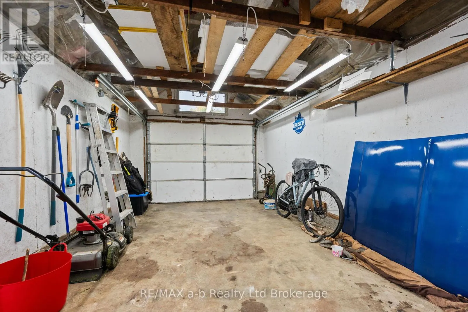 31 CONCESSION STREET W