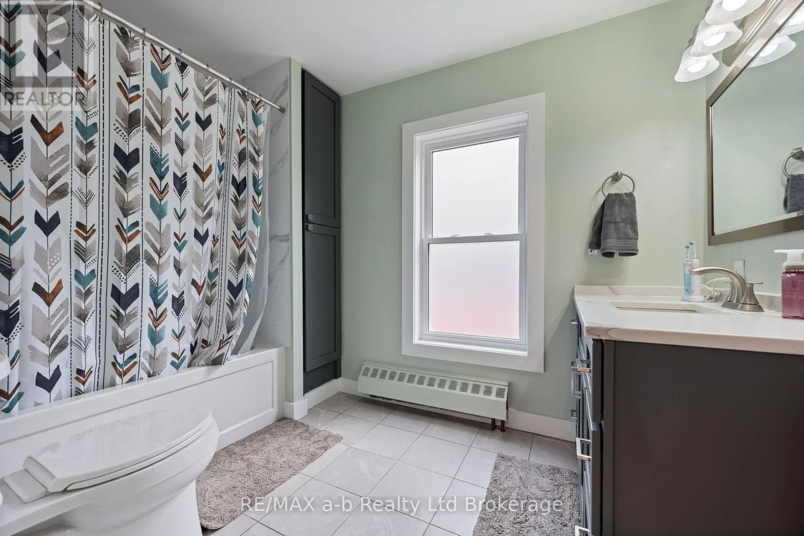 31 CONCESSION STREET W