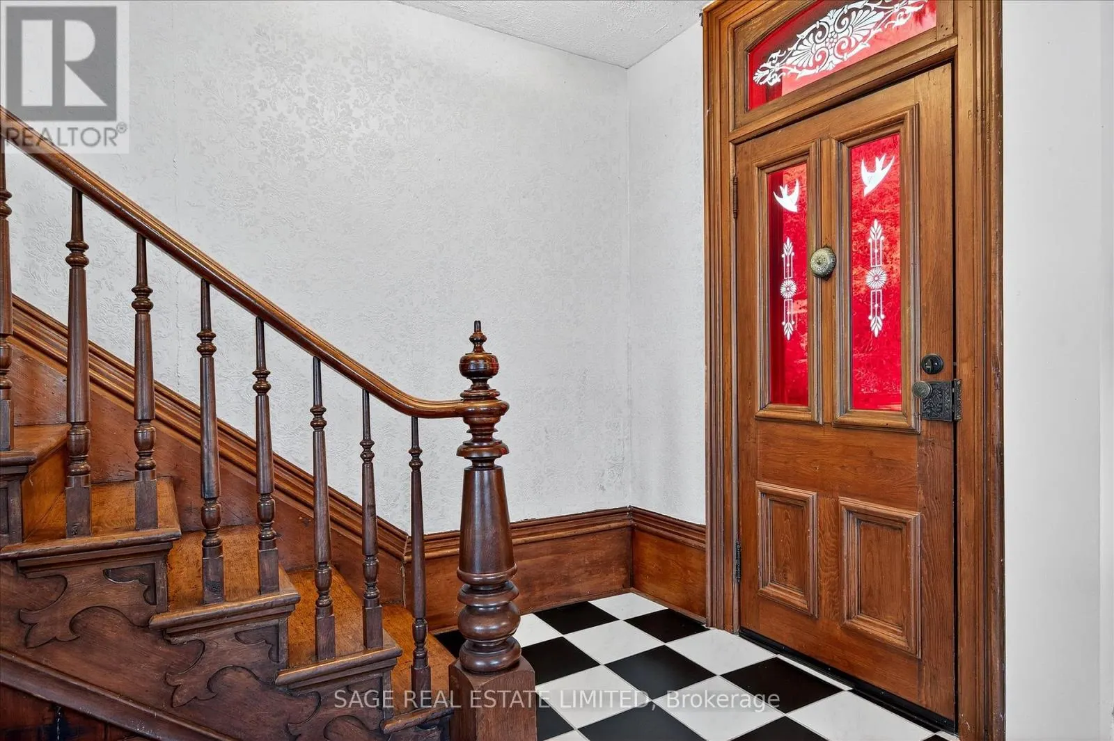 33 NORTH WATER STREET