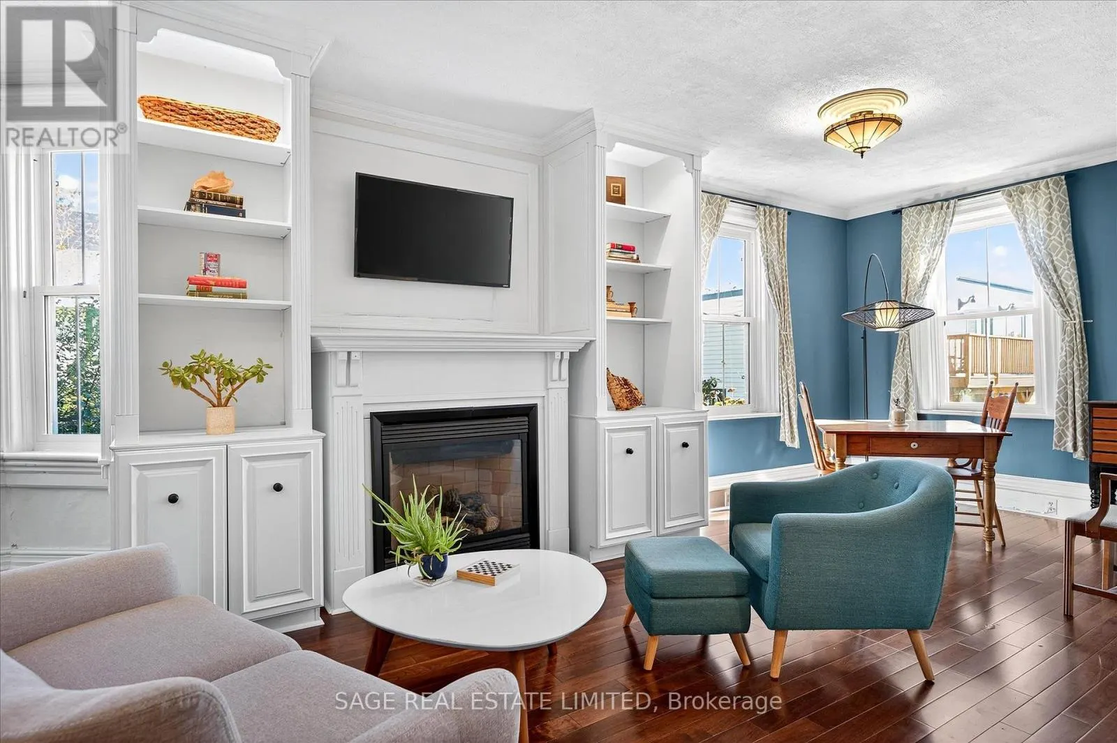 33 NORTH WATER STREET