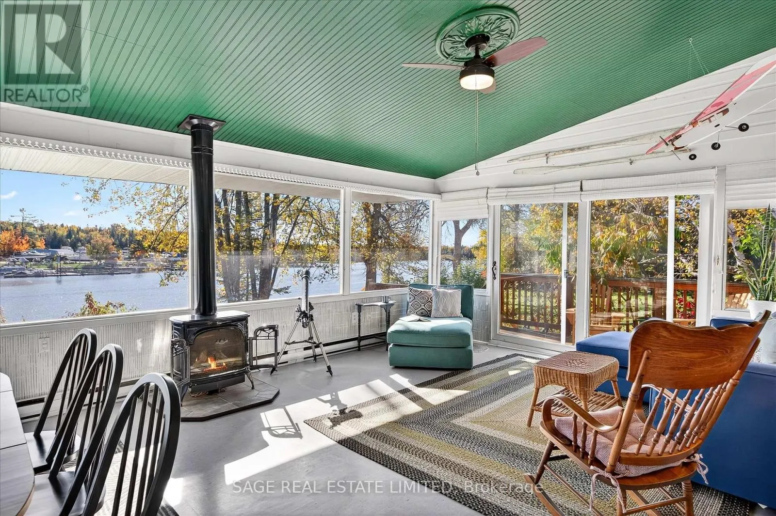 33 NORTH WATER STREET