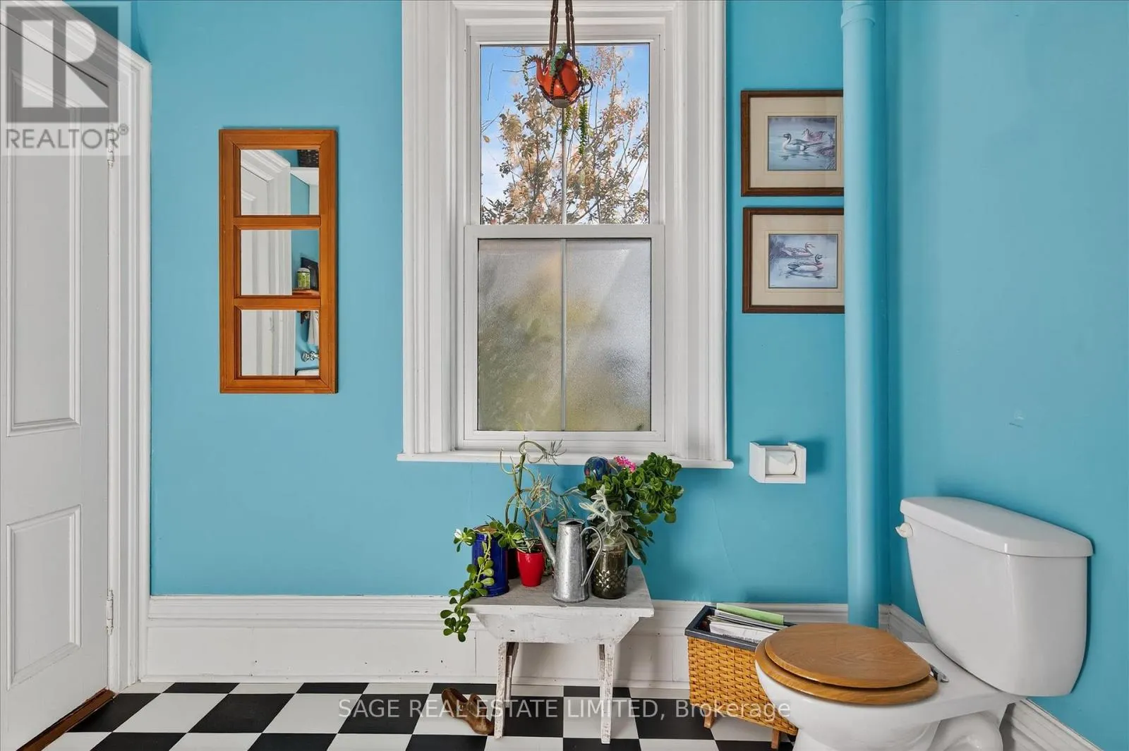 33 NORTH WATER STREET