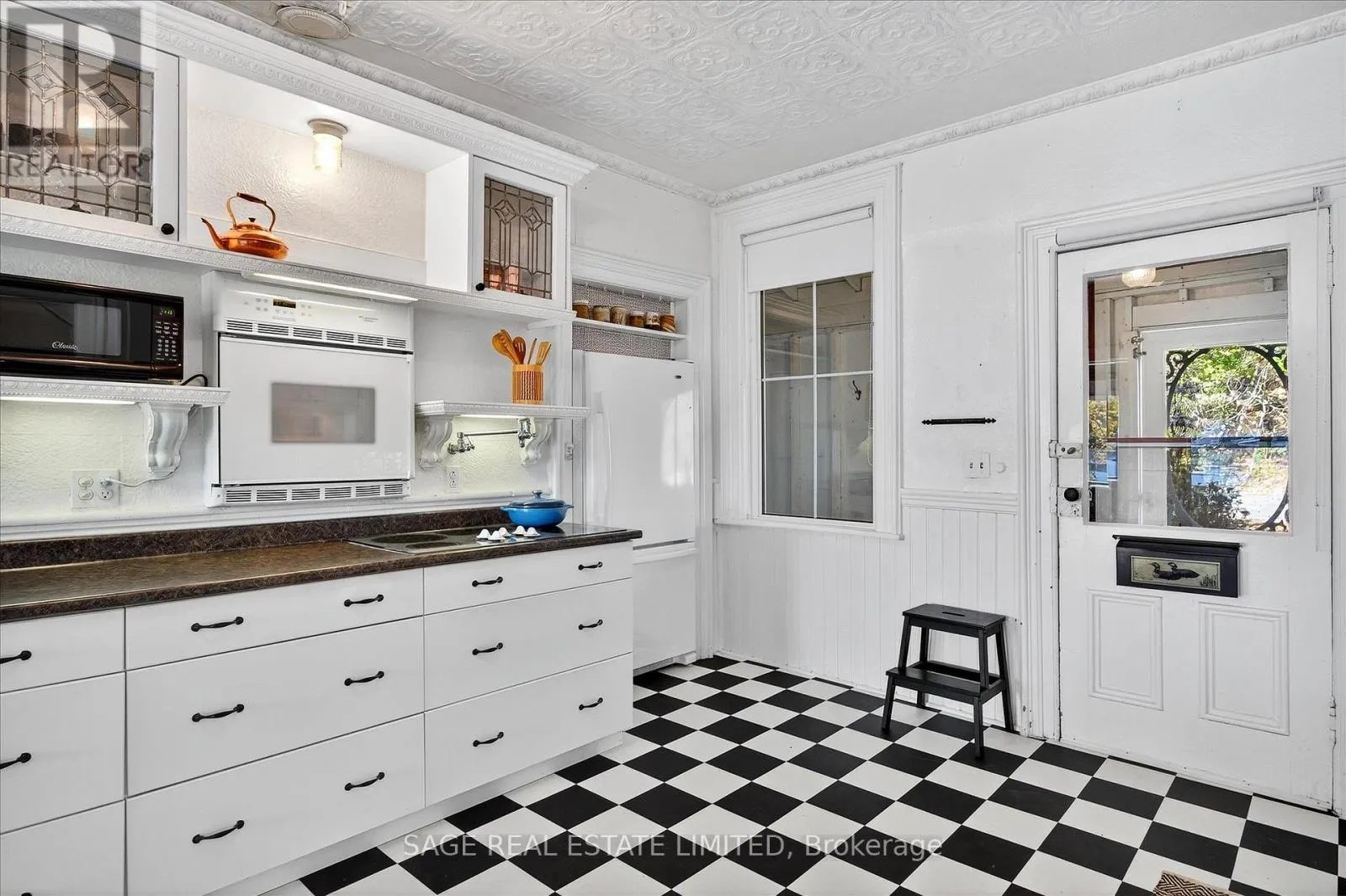 33 NORTH WATER STREET