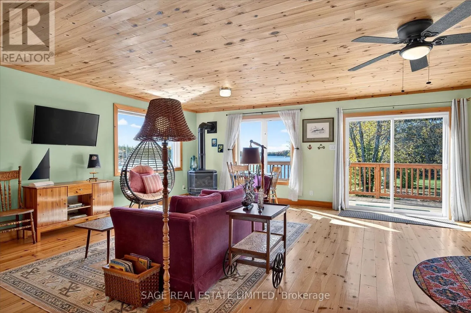 33 NORTH WATER STREET