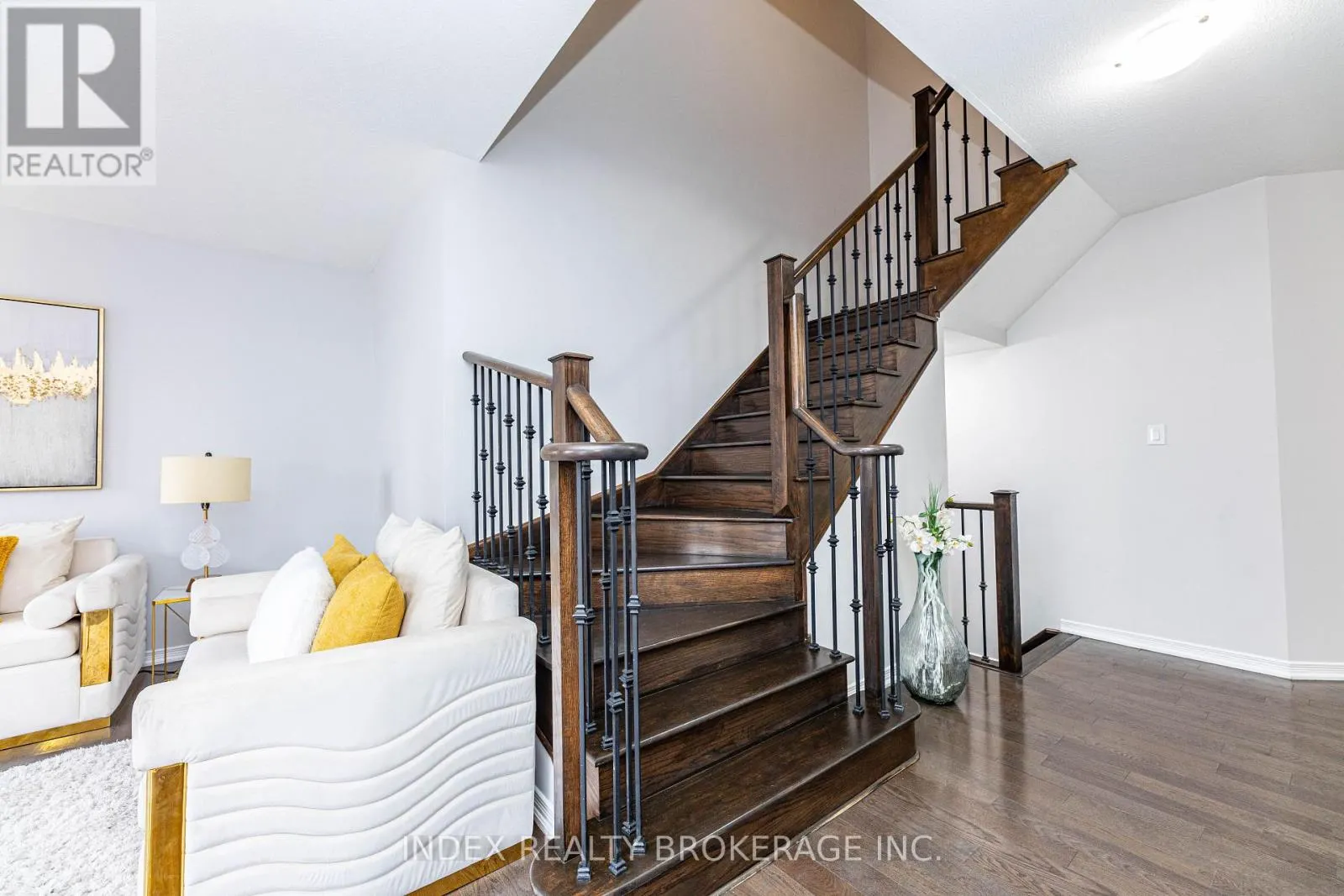 7713 BLACK MAPLE DRIVE