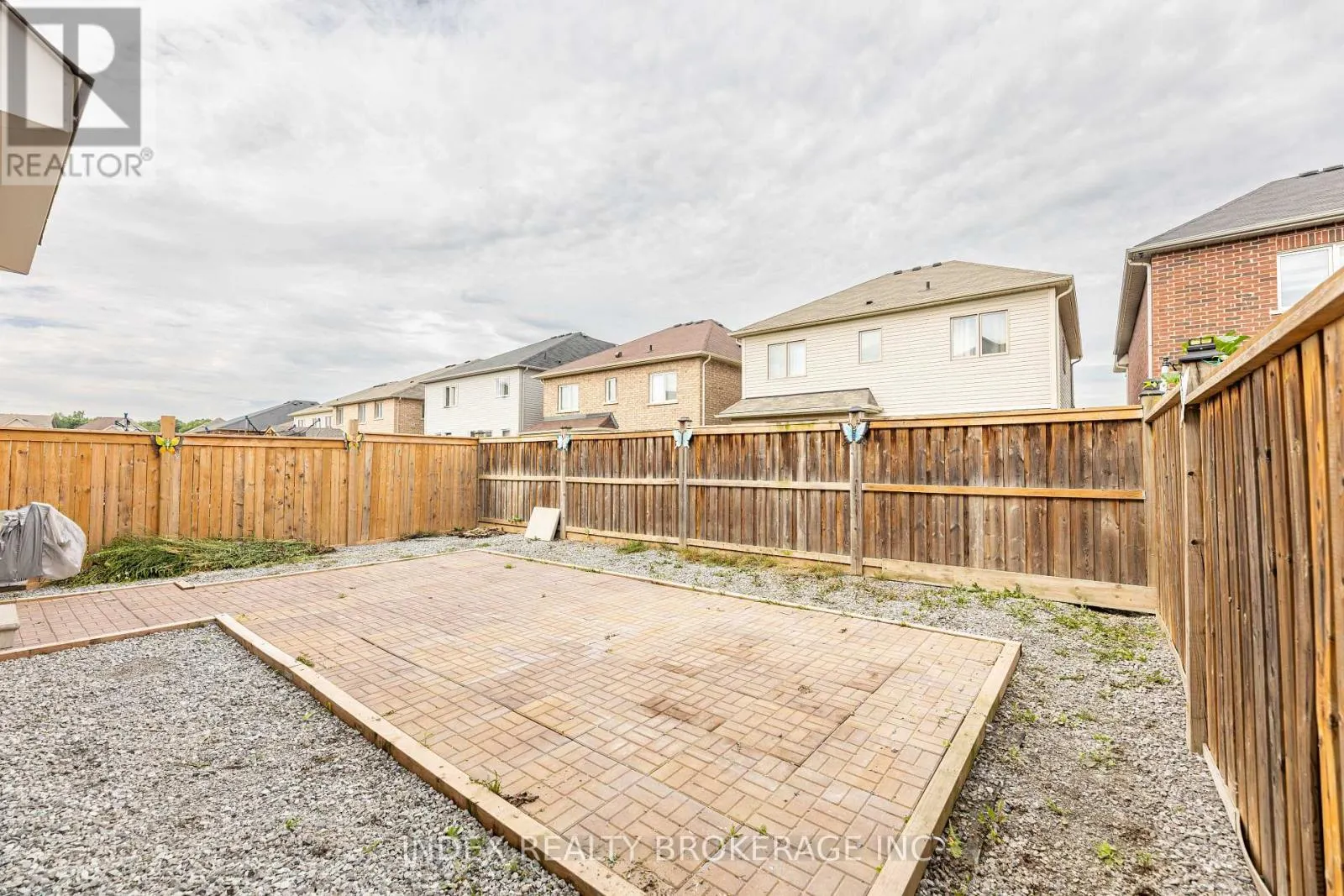 7713 BLACK MAPLE DRIVE