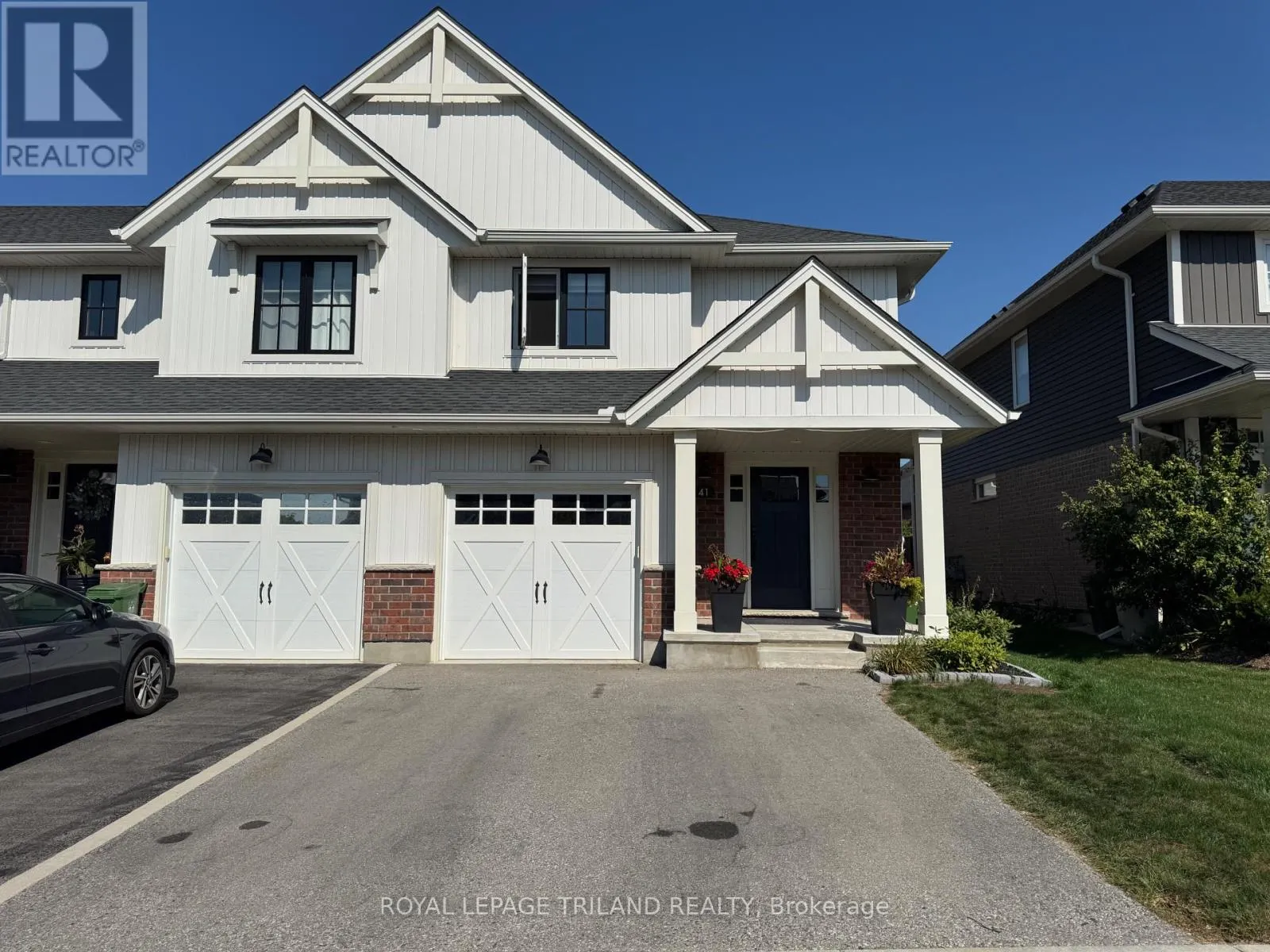 UPPER - 41 CORTLAND TERRACE, #UPPER