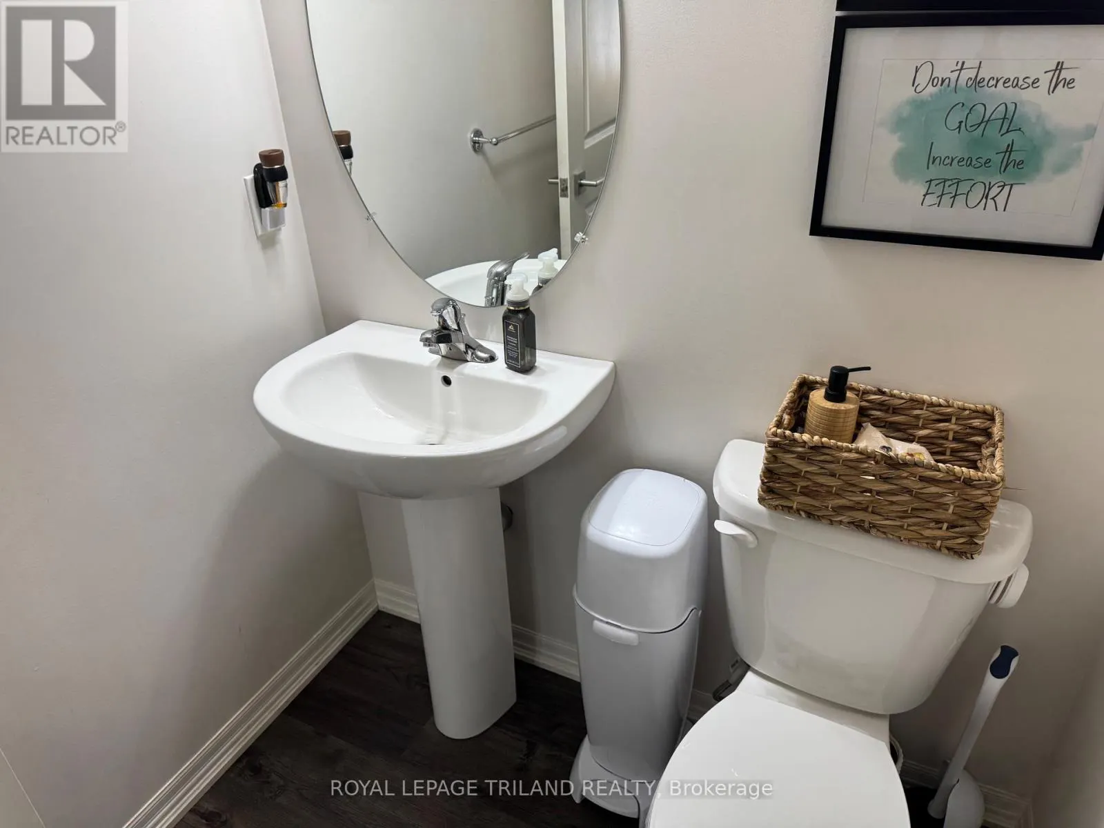 UPPER - 41 CORTLAND TERRACE, #UPPER