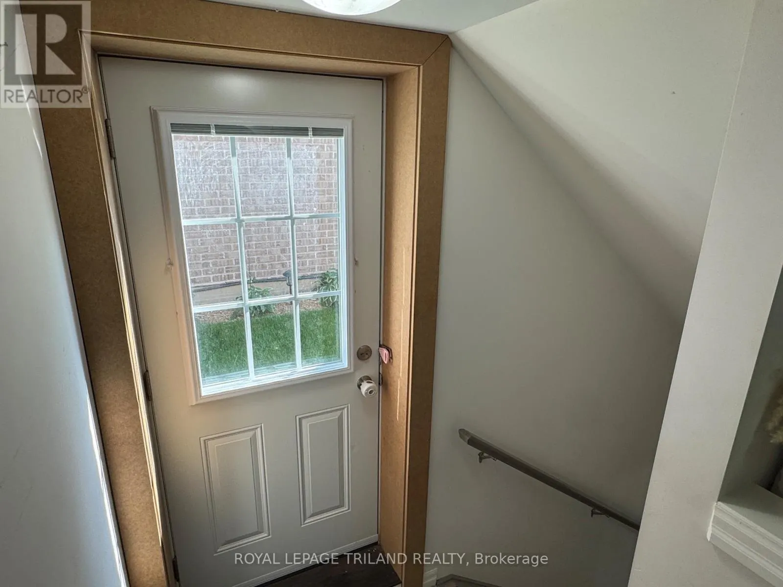 LOWER - 41 CORTLAND TERRACE, #LOWER