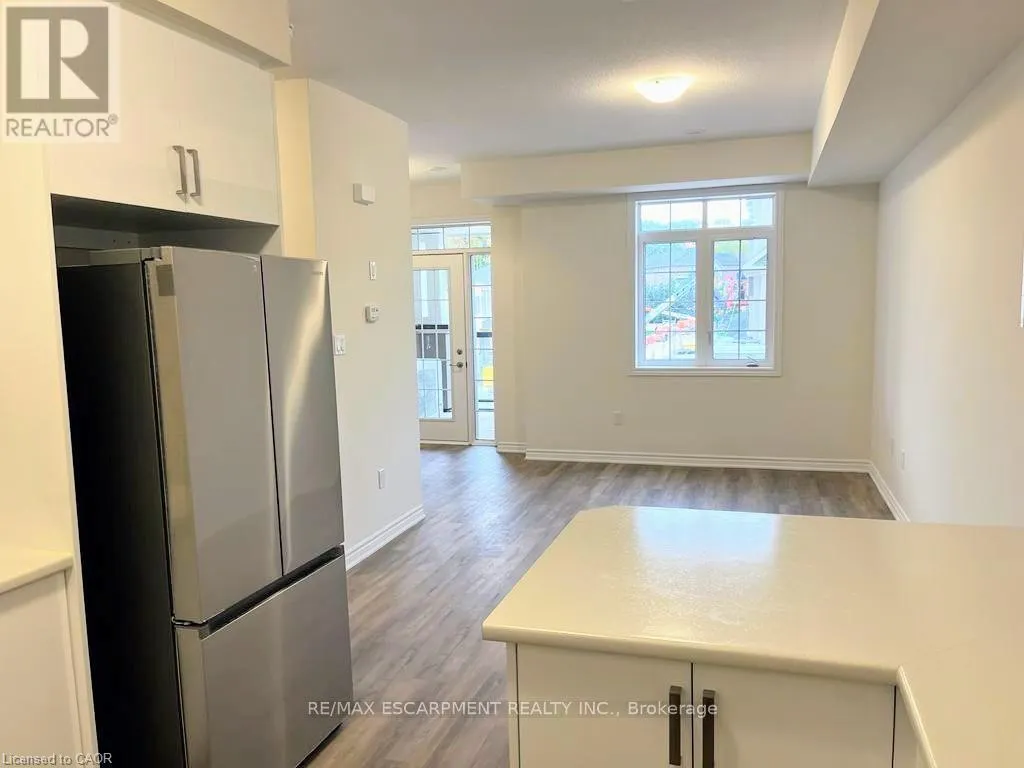 45 - 305 GARNER ROAD W