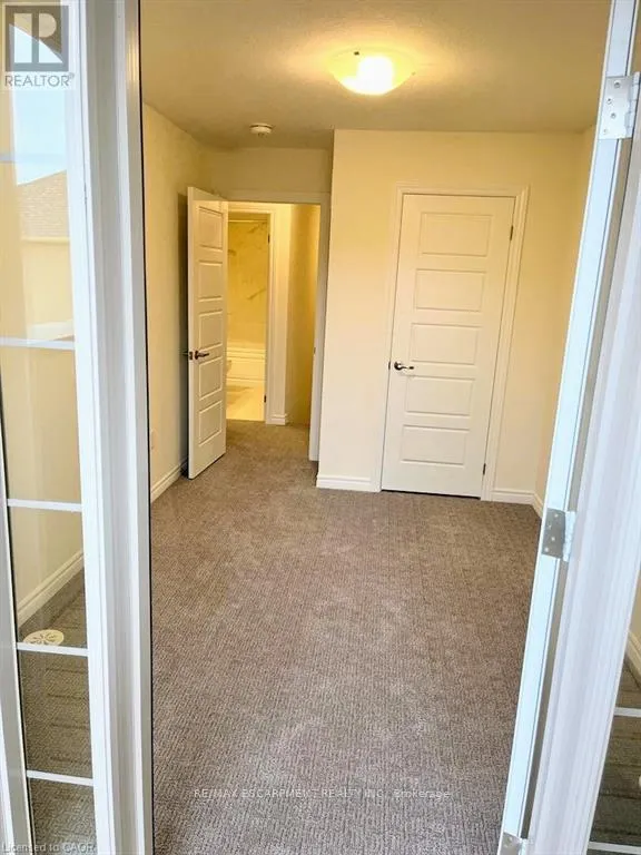 45 - 305 GARNER ROAD W