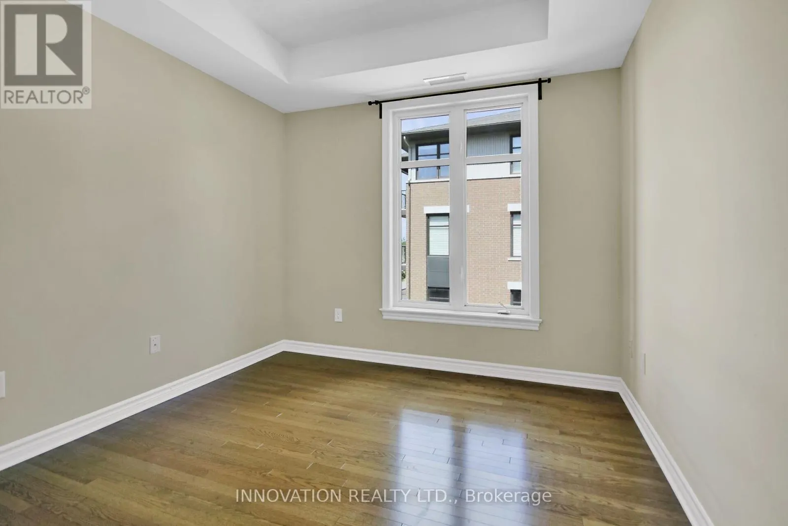 201 - 180 GUELPH PRIVATE