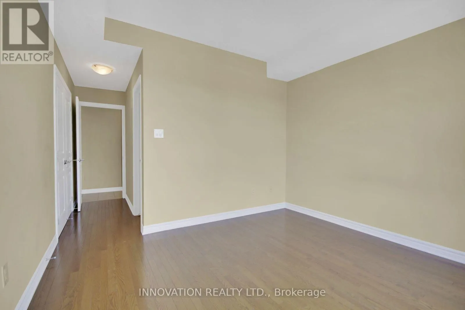 201 - 180 GUELPH PRIVATE