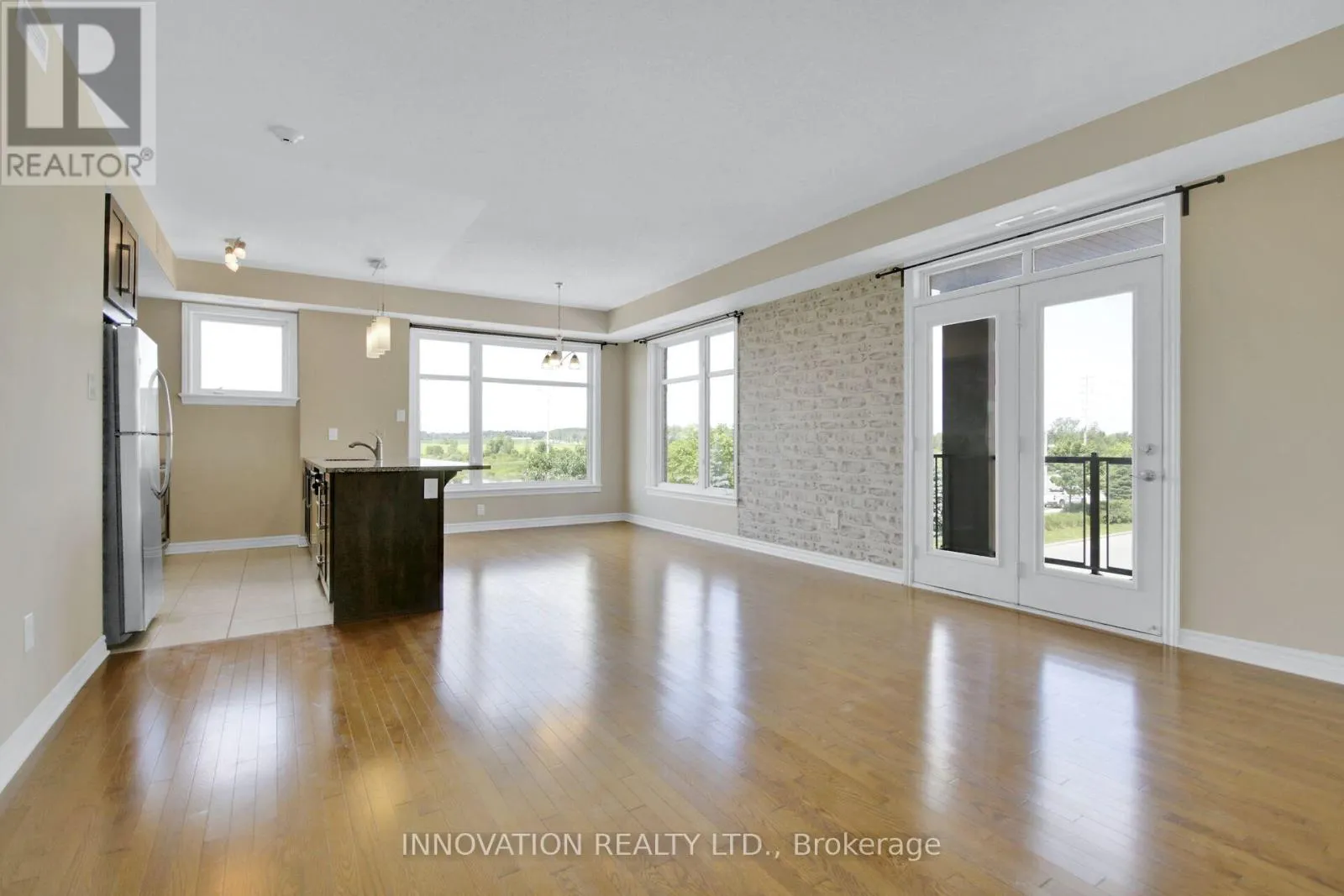 201 - 180 GUELPH PRIVATE