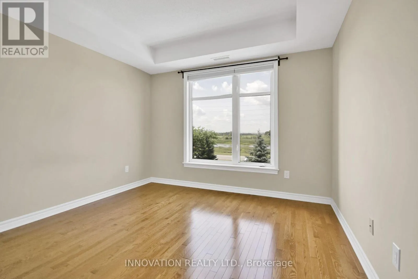 201 - 180 GUELPH PRIVATE