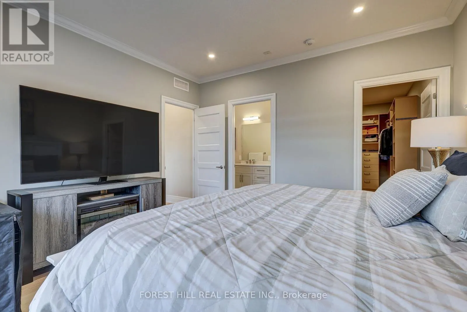 1005 - 460 CALLAWAY ROAD, #1005