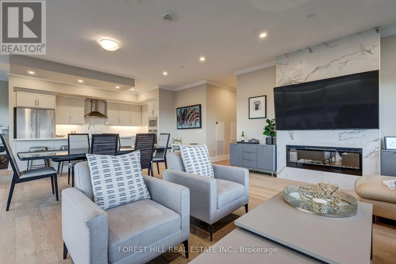 1005 - 460 CALLAWAY ROAD, #1005