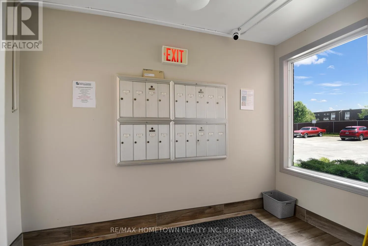 3 - 825 MACODRUM DRIVE