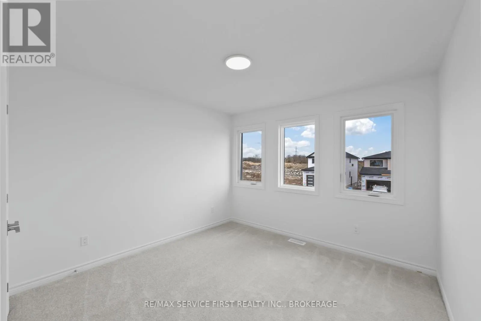 E71 - 1325 TURNBULL WAY, #E71