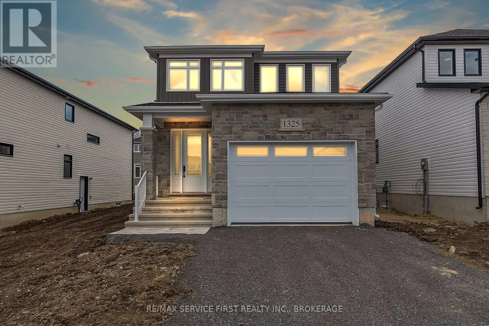 E71 - 1325 TURNBULL WAY, #E71