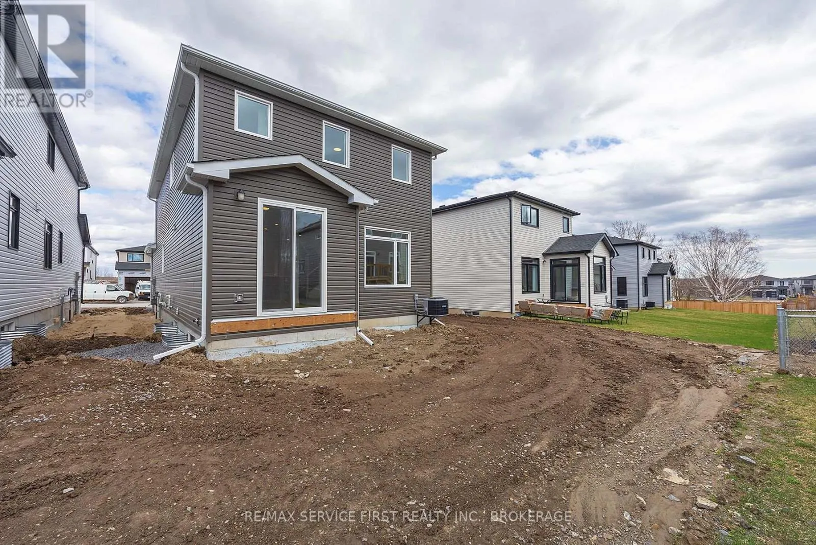 E71 - 1325 TURNBULL WAY, #E71