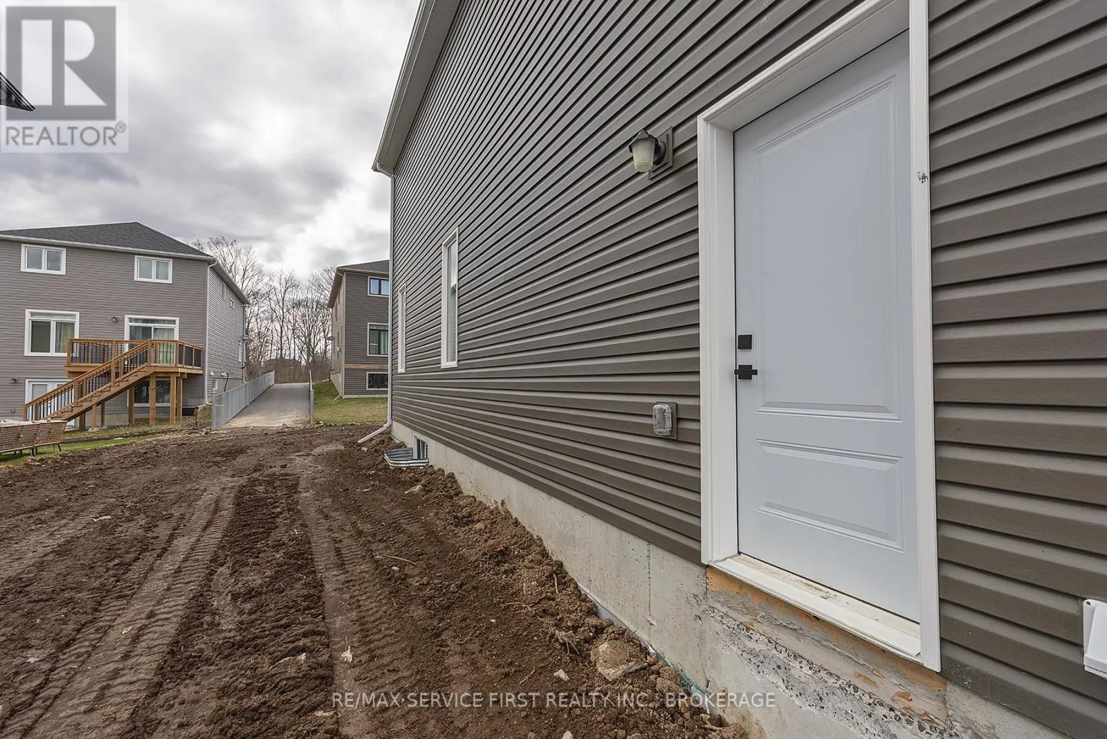 E71 - 1325 TURNBULL WAY, #E71