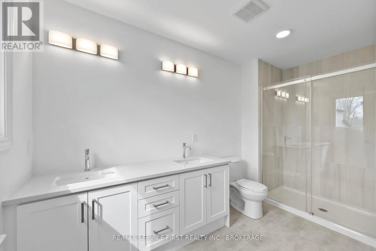 E71 - 1325 TURNBULL WAY, #E71