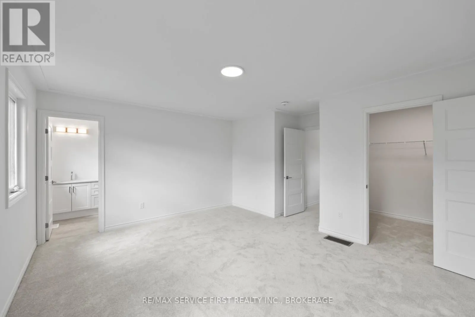 E71 - 1325 TURNBULL WAY, #E71